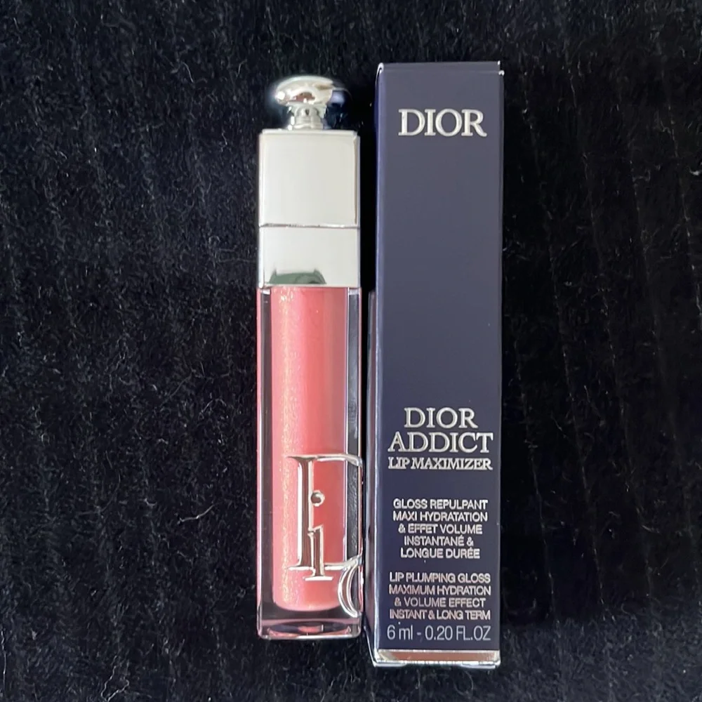 Dior Addict Lip Maximizer Gloss -010 Holo Pink .20 FL ounces